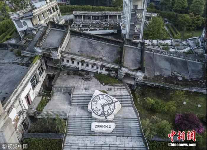 张由琼 摄 图片来源:视觉中国  汶川地震十二年:遥忆悲伤,记住灾难中不屈的精神